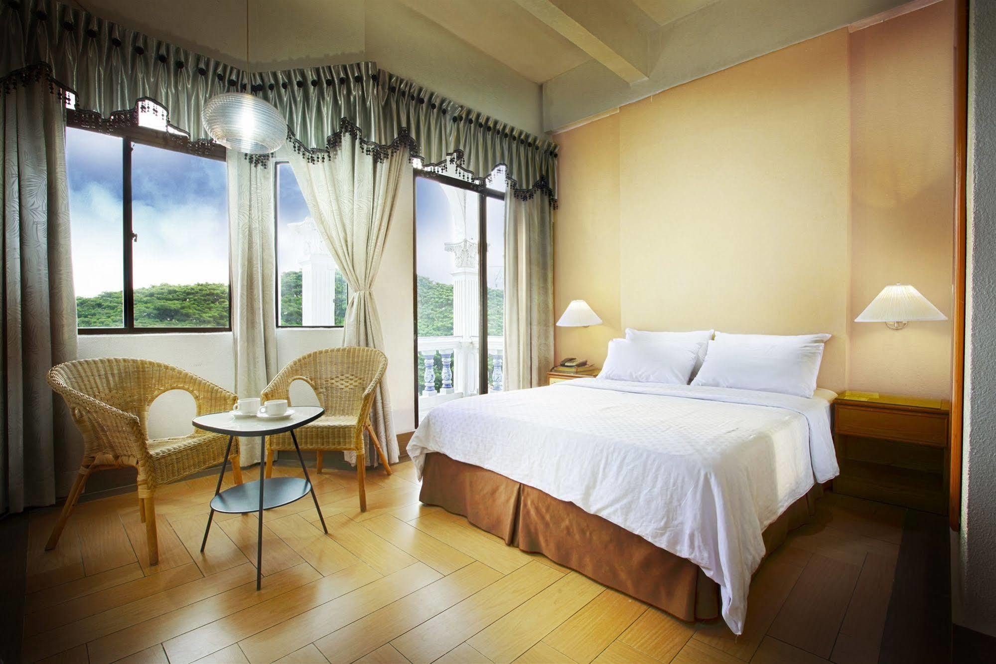 Dynasty Inn Kota Bharu Exterior photo